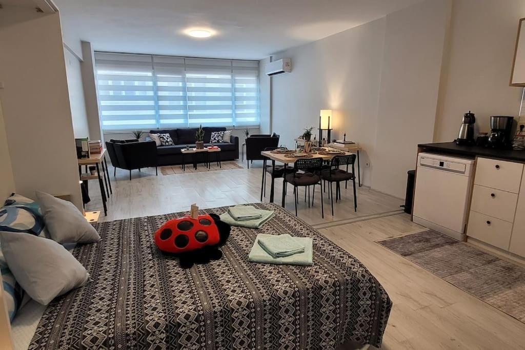 New Cosy Studio In The Heart Of Kadikoy Apartment Istanbul Ngoại thất bức ảnh